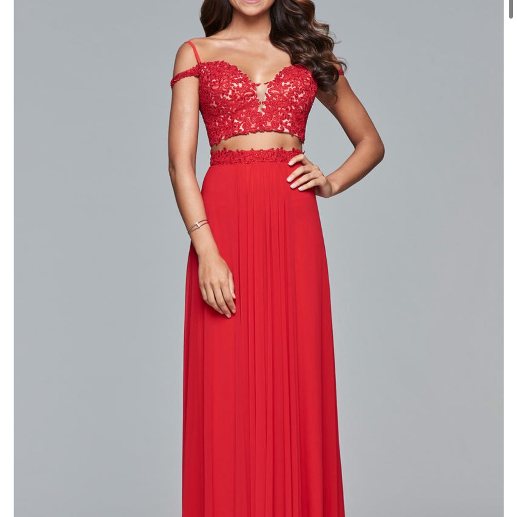 Faviana Size 6 Style # 10045. Red. Minimal Alterations.